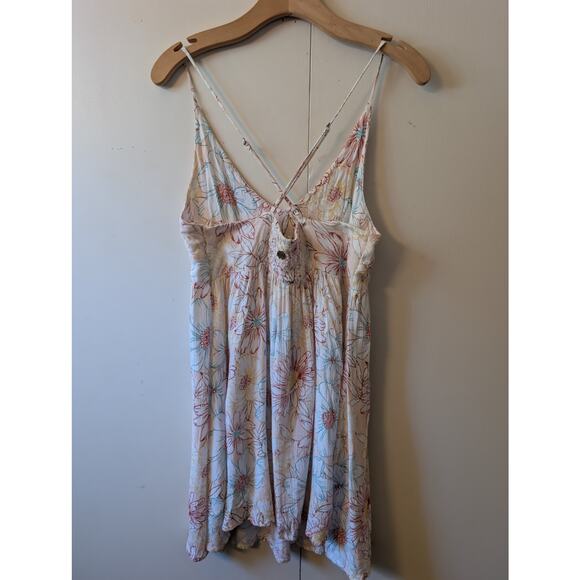 Rip Curl Fiesta Floral Cover UP Dress Blush - Picture 9 of 14